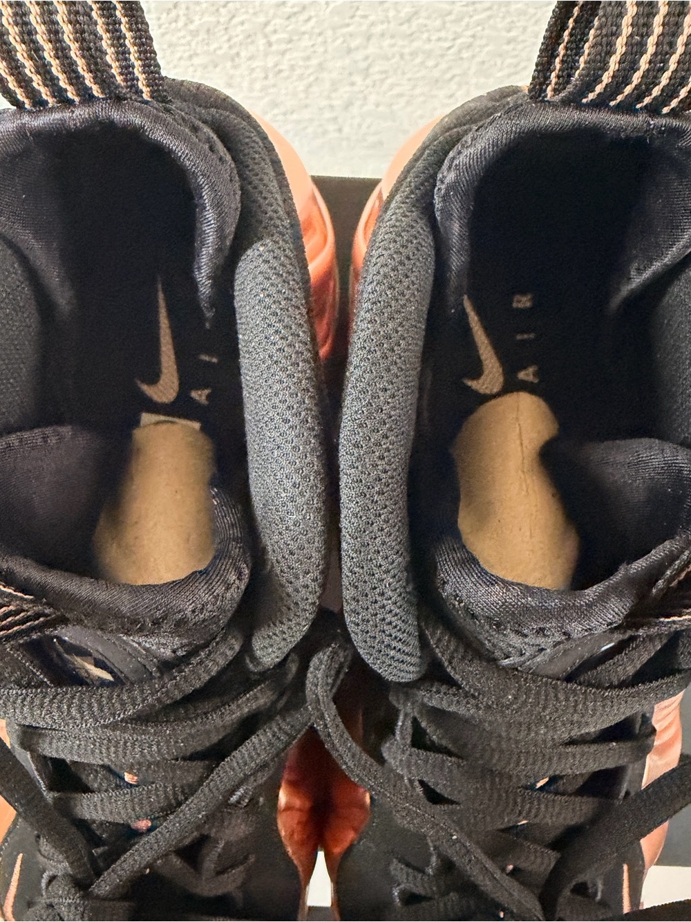 Nike Air Foamposite One - Metallic Copper - Picture 4 of 5